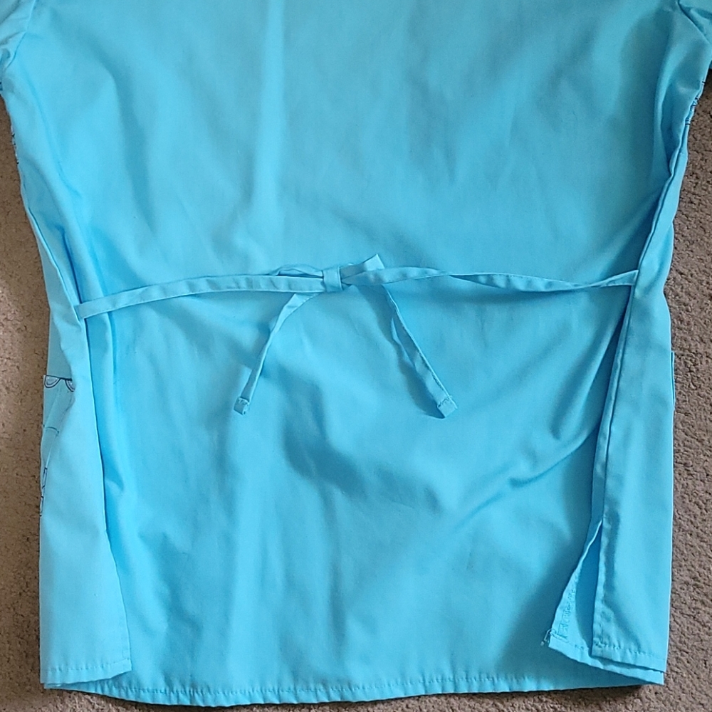 Scrub top - Picture 5 of 5